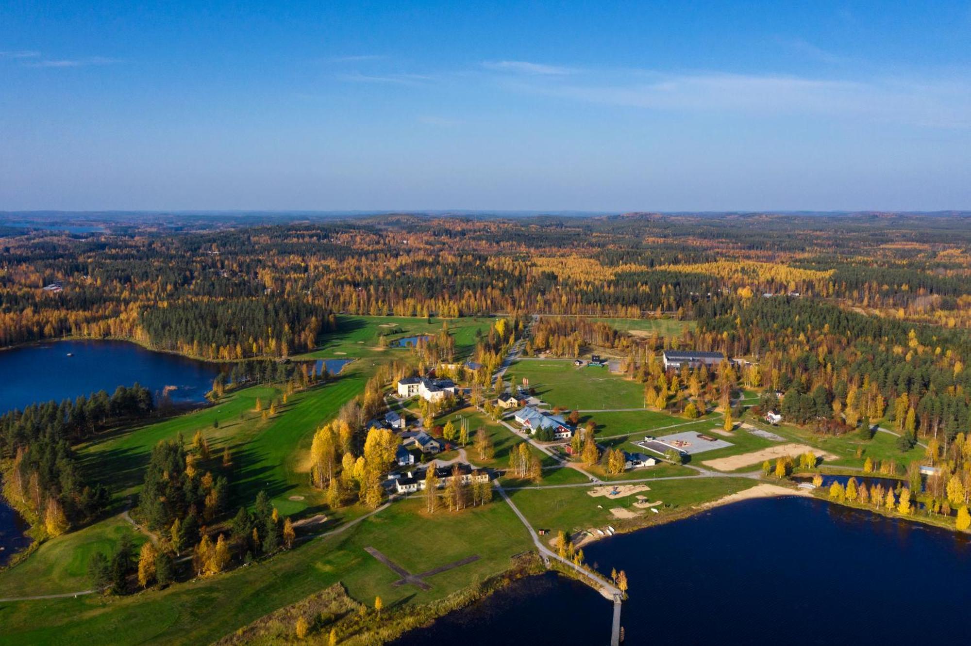 Hyvaerilae Youth- And Holiday Centre Нурмес Экстерьер фото